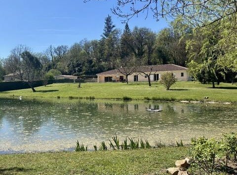 LISSAC ET MOURET, Midi-Pyrénées 46100