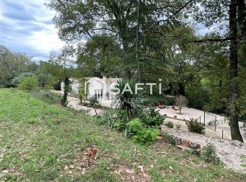 Le Pin, Languedoc-Roussillon 30330