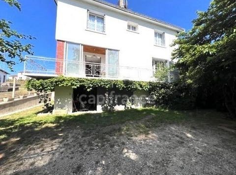 SAINTES, Poitou-Charentes 17100