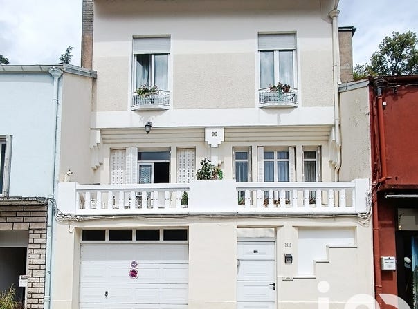 Bourbonne-les-Bains, Grand Est 52400