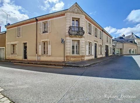 La Fleche, Pays de la Loire 72200