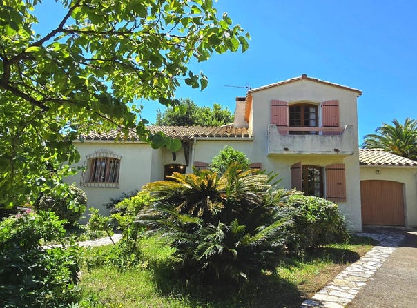 Saint-Génis-des-Fontaines, Languedoc-Roussillon 66740