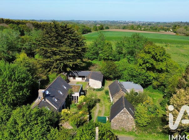 Trégomeur, Brittany 22590