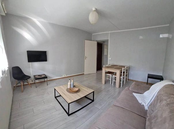 Troyes, Aube 10000