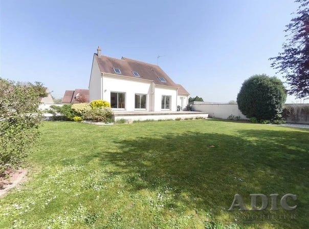 Plailly, Oise 60128