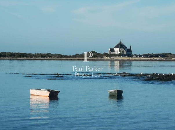 Sarzeau, Brittany 56370