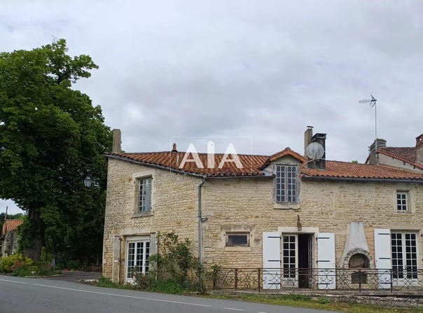 Nanteuil-en-Vallée, Poitou-Charentes 16700