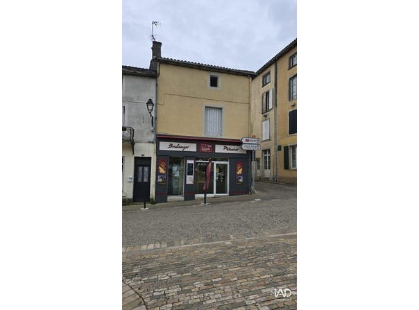COUHÉ, Nouvelle-Aquitaine 86700