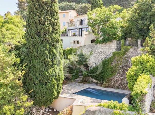 Séguret, Vaucluse 84110