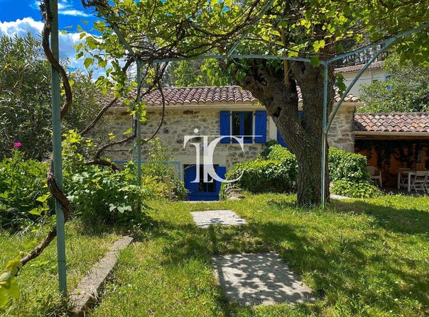 Saint-Florent-sur-Auzonnet, Languedoc-Roussillon 30960