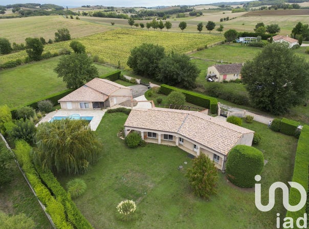 Saint-Paul-Cap-de-Joux, Occitanie 81220