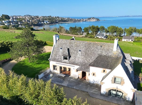 Locquirec, Brittany 29241