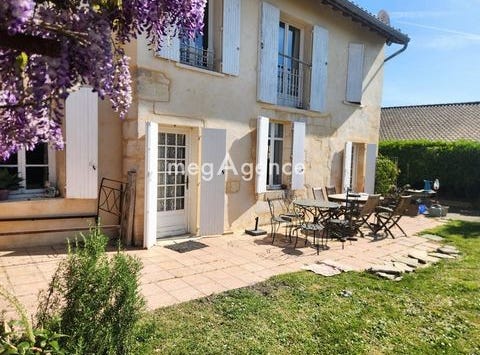 Guitres, Aquitaine 33230