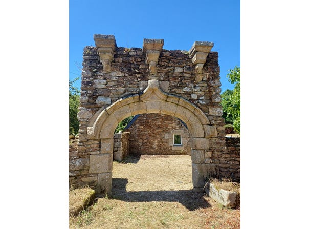 Plouigneau, Brittany 29610