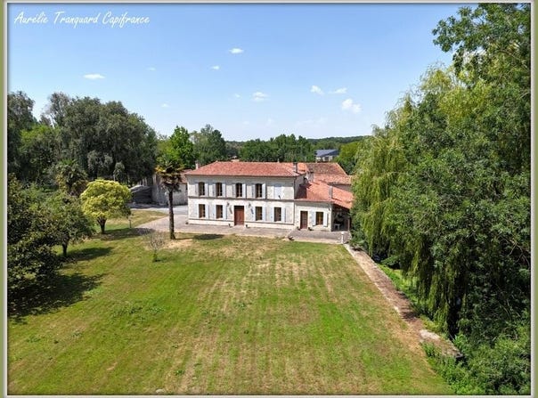 Saint-Jean-d'Angély, Poitou-Charentes 17400
