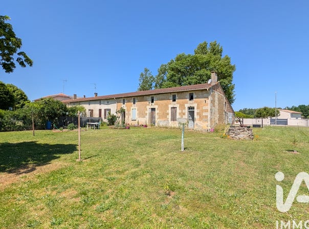 Bussac-Forêt, Nouvelle-Aquitaine 17210