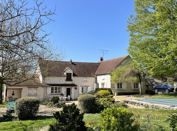Provins, Ile-de-France 77160