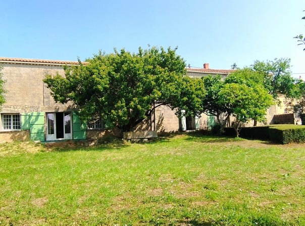 Doix lès Fontaines, Pays de la Loire 85200