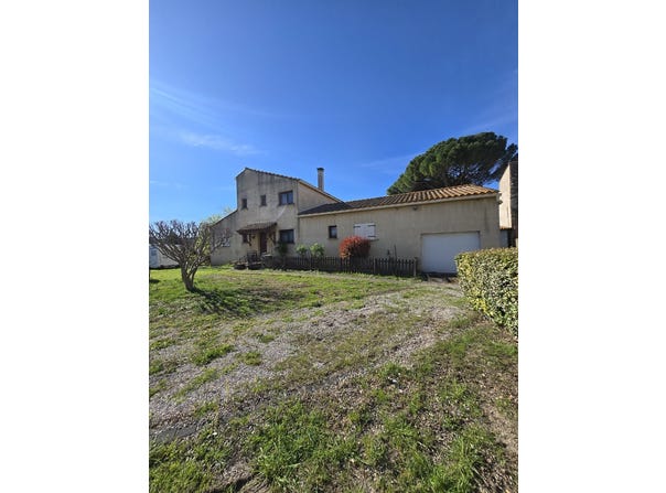 Nizas, Languedoc-Roussillon 34320