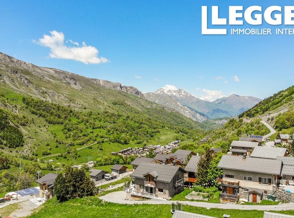 LES MENUIRES, Auvergne-Rhône-Alpes 73440
