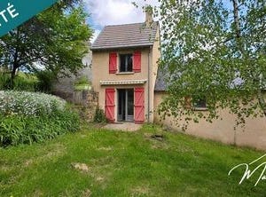 Roche-Charles-La-Mayrand, Auvergne 63420