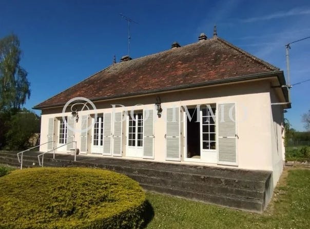 Milly-sur-Thérain, Oise 60112