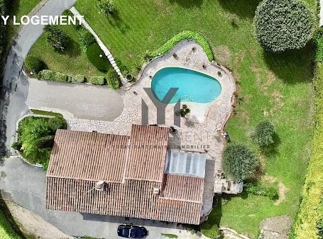 Peymeinade, Provence-Alpes-Côte d'Azur 06530