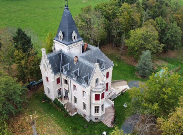 Chenay-le-Châtel, Burgundy 71340