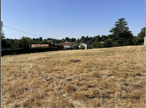 VERRUYES, Poitou-Charentes 79310