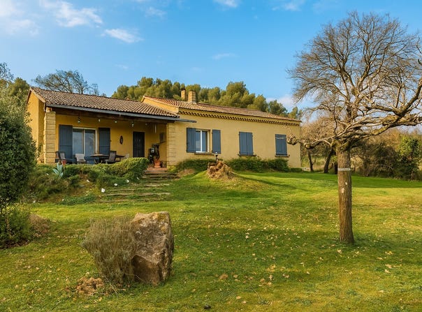 châteauneuf-de-gadagne, Provence-Alpes-Côte d'Azur 84470