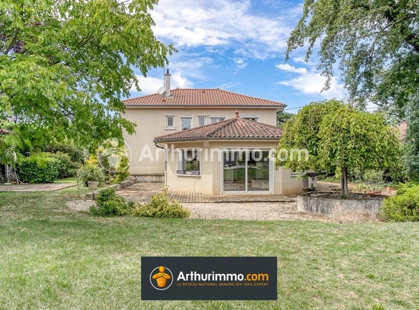 296 Chemin de la Priere, Saint-Bernard, Ain 01600