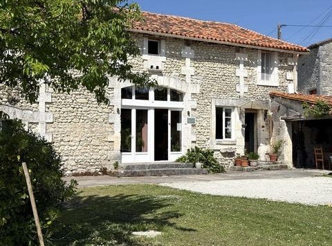 NANTEUIL AURIAC DE BOURZAC, Aquitaine 24320
