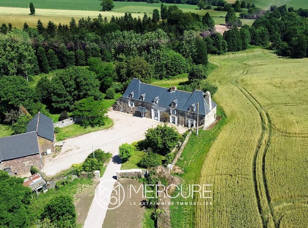 Iffendic, Brittany 35750