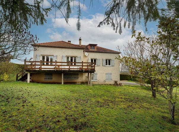 Lauzerte, Midi-Pyrénées 82110