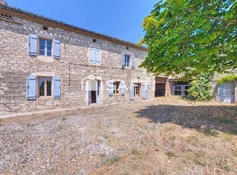 Castelnau-De-Montmiral, Midi-Pyrénées 81140
