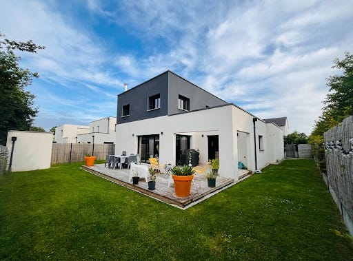 VERN SUR SEICHE, Brittany 35770