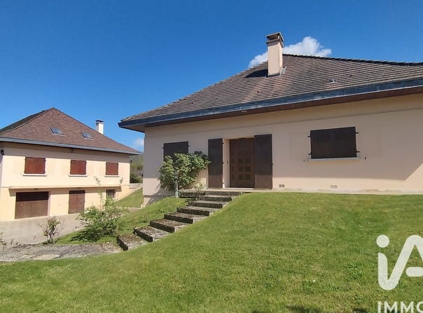 Oyonnax, Auvergne-Rhône-Alpes 01100