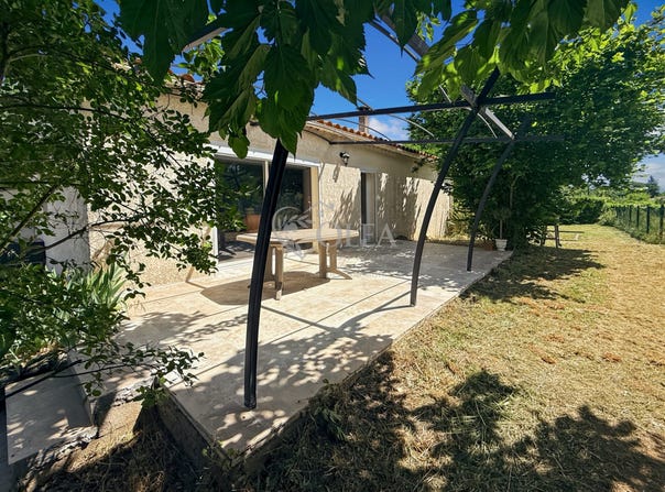 Uzès, Languedoc-Roussillon 30700
