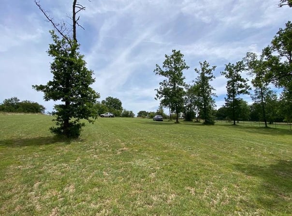 Mauroux, Lot 46700