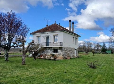 Lussas-Et-Nontronneau, Dordogne