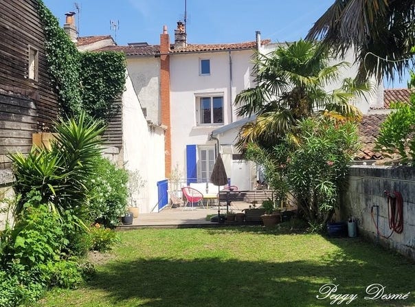 Saintes, Poitou-Charentes 17100