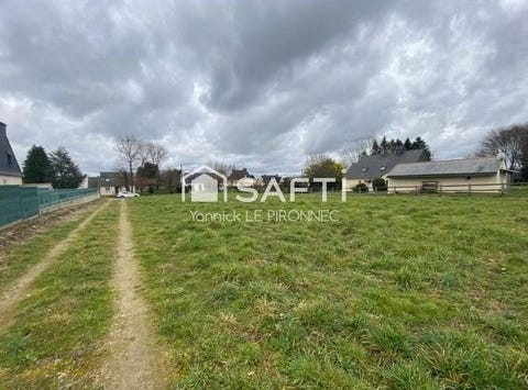 Questembert, Bretagne 56230