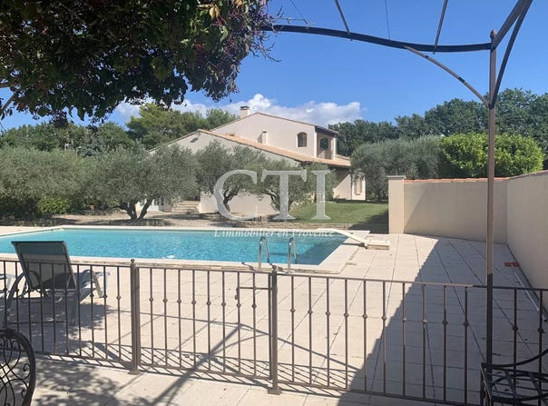 Le Barroux, Vaucluse 84330