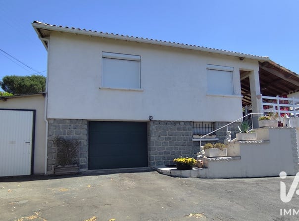 Sainte-Eanne, Nouvelle-Aquitaine 79800