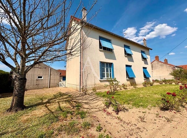VITRY AUX LOGES, Centre-Val de Loire 45530