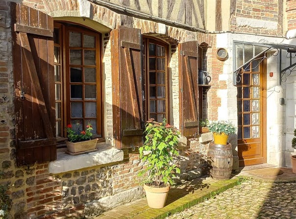 Pont-Audemer, Upper Normandy 27500
