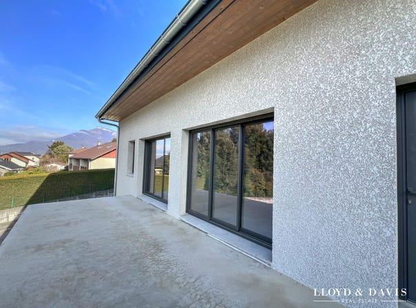 Challes-les-Eaux, Auvergne-Rhône-Alpes 73190