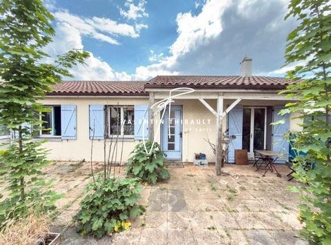 Poitiers, Poitou-Charentes 86000