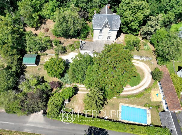 Civray, Poitou-Charentes 86400