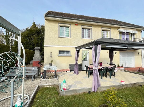 Nogent-le-Roi, Eure-et-Loir 28210